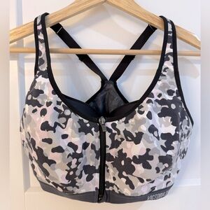 Victoria’s Secret Sport 34D Sports Bra